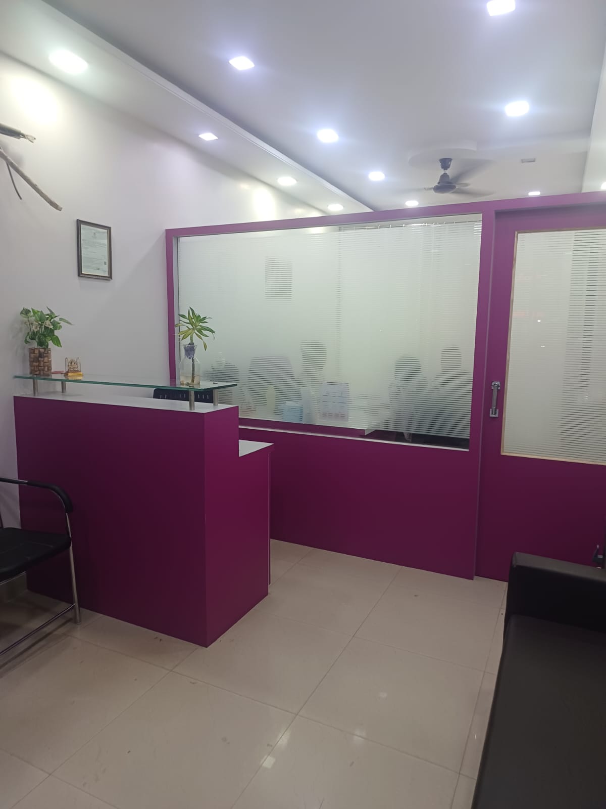 Dr Sumi Agrawal - Gynocare Dr Agrawal's Clinic Laparoscopic Surgeon and Infertility Specialist in Raipur Chhattisgarh 9